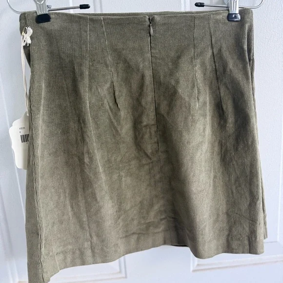 Altar’d‎ State “Addie” Corduroy Skirt – Green, Size M NWT - Picture 4 of 9